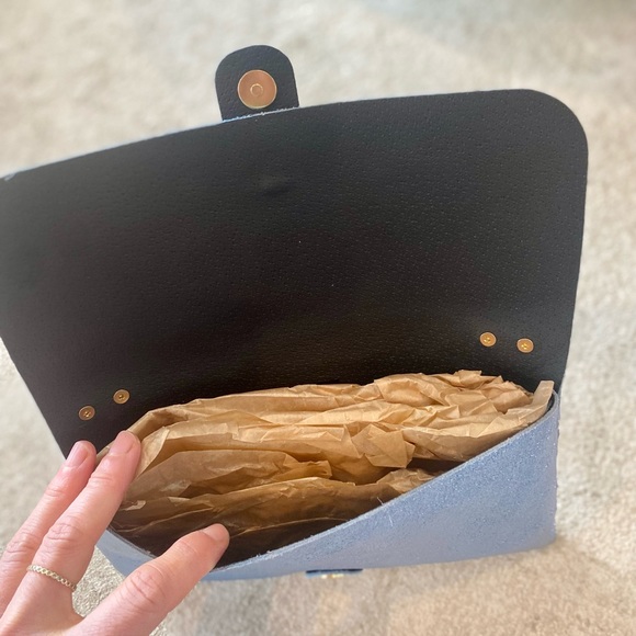 Italian leather, brand new purse - Picture 5 of 5